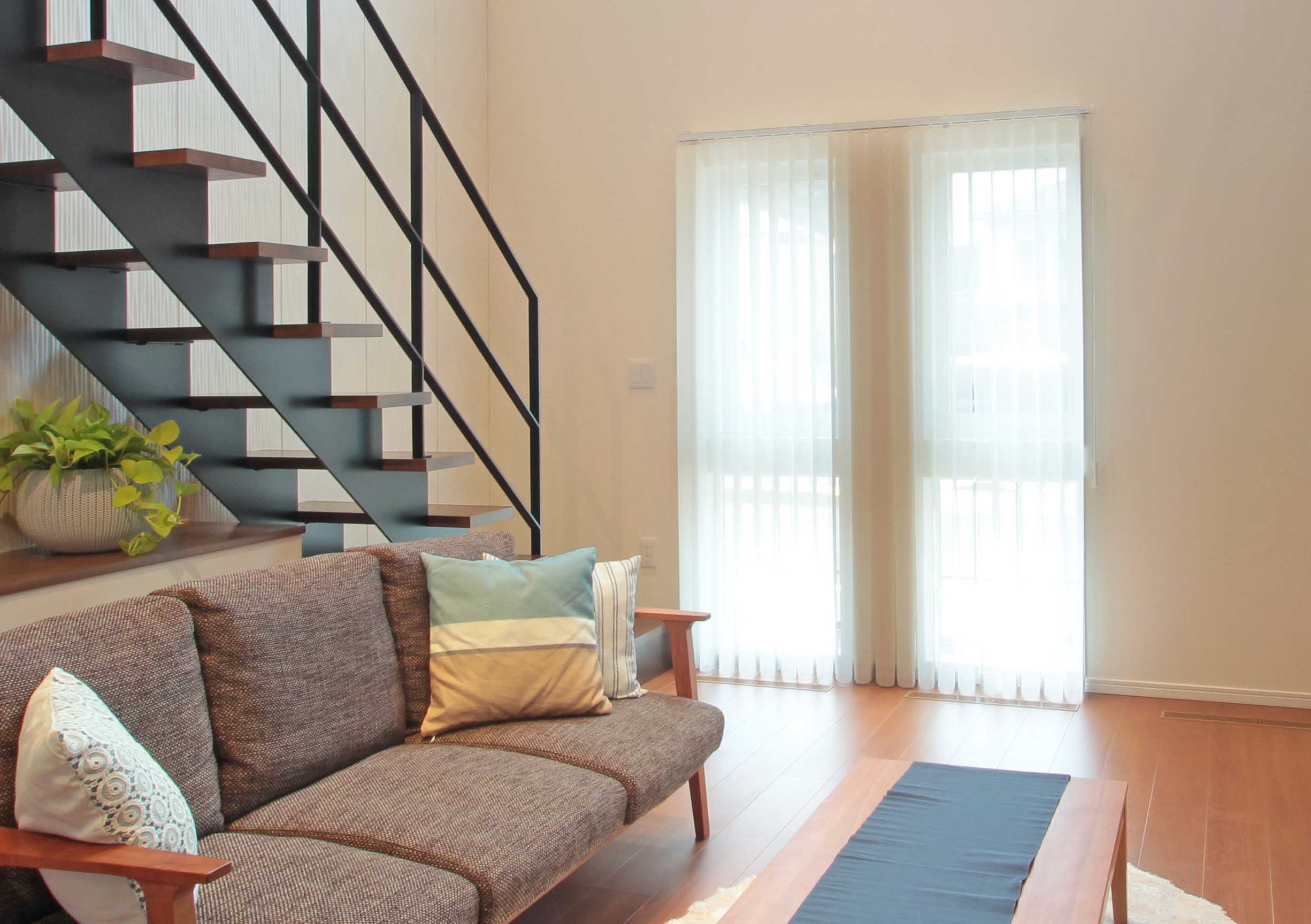 「複層ガラス・サッシ」で静かに