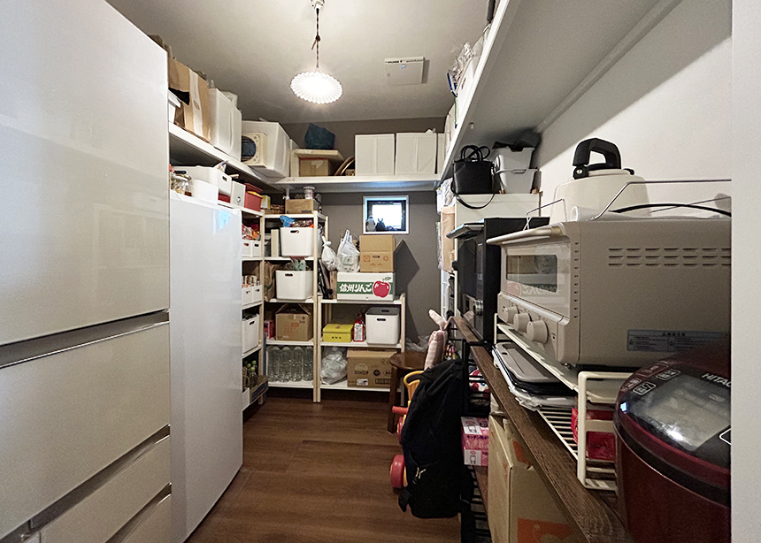 大家族でものびのびと!広さと遊び心を叶えた、2階リビングの住まい。