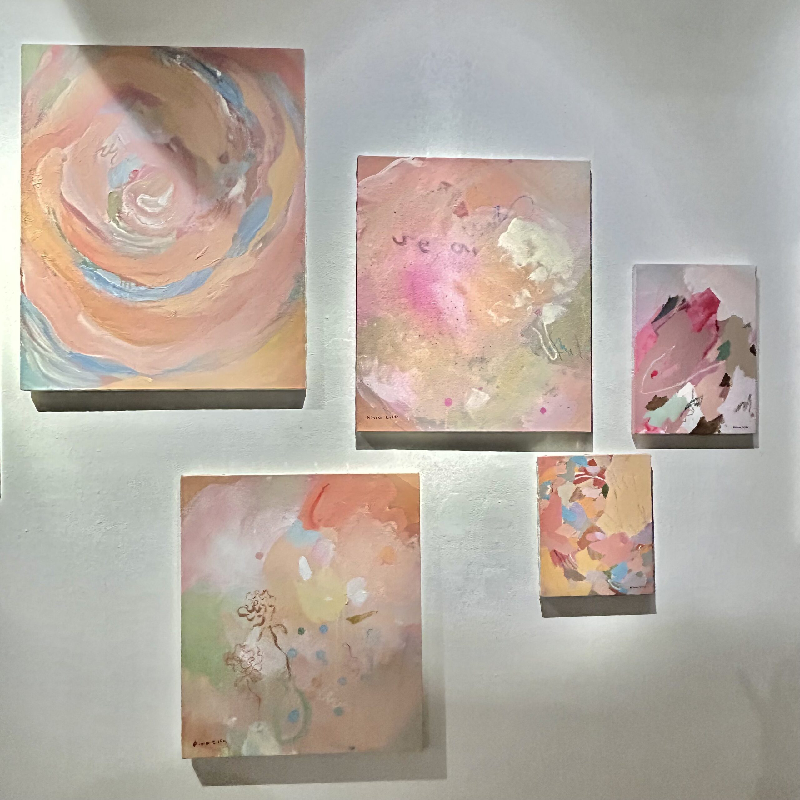 アートに触れる