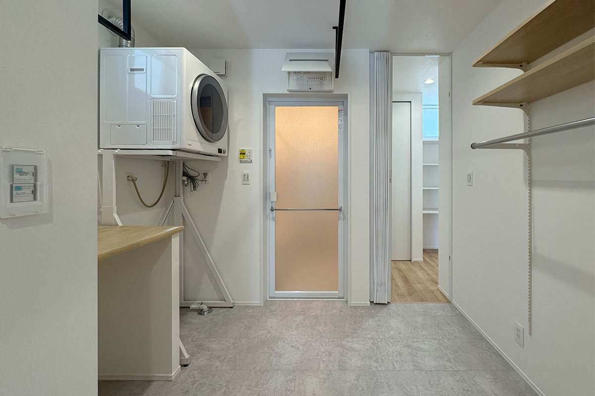 一つひとつにゆとりを持たせた空間と、回遊動線の暮らしやすい住まい